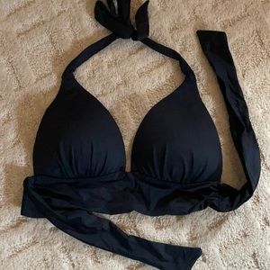 Le Blanca bikini top black size 6 never worn, from nordstrom